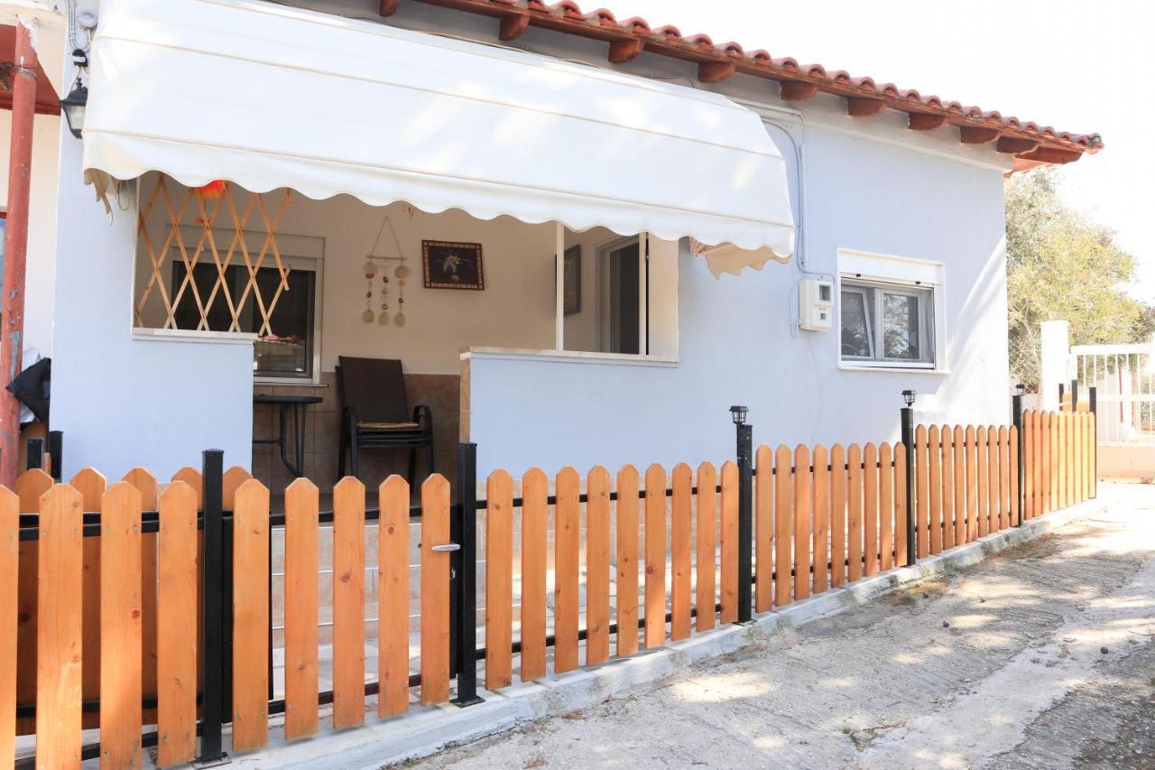 Κυανή Ακτή - Agia Paraskevi Makri Exterior photo